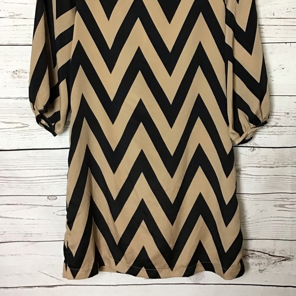 JULILA CHEVRON TUNIC DRESS SZ MEDIUM - Picture 2 of 8